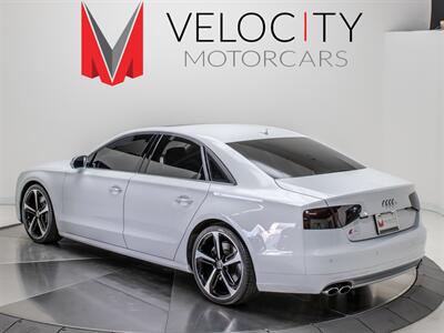 2014 Audi S8 4.0T quattro   - Photo 17 - Nashville, TN 37217