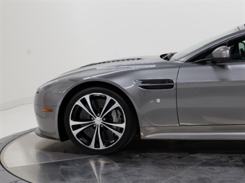 2015 Aston Martin Vantage S V12 Roadster   - Photo 14 - Nashville, TN 37217