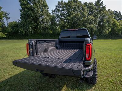 2020 GMC Sierra 2500 Denali   - Photo 16 - Nashville, TN 37217