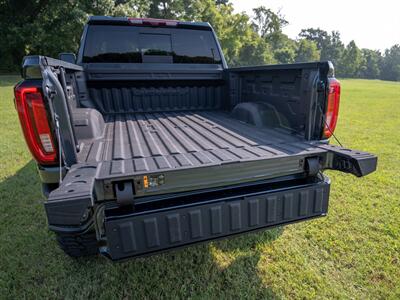 2020 GMC Sierra 2500 Denali   - Photo 18 - Nashville, TN 37217