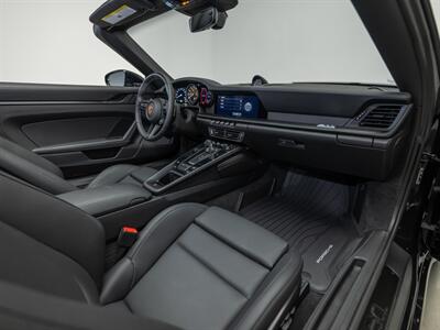 2023 Porsche 911 Targa 4 GTS   - Photo 43 - Nashville, TN 37217