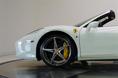 2015 Ferrari 458 Spider   - Photo 50 - Nashville, TN 37217