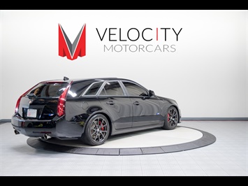 2014 Cadillac CTS V Wagon   - Photo 4 - Nashville, TN 37217