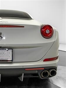 2015 Ferrari California T   - Photo 92 - Nashville, TN 37217