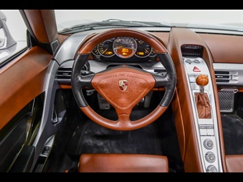 2004 Porsche Carrera GT   - Photo 20 - Nashville, TN 37217