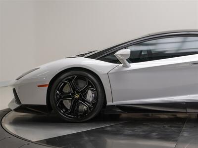 2012 Lamborghini Aventador LP 700-4   - Photo 8 - Nashville, TN 37217