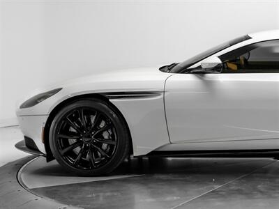 2018 Aston Martin DB11   - Photo 17 - Nashville, TN 37217