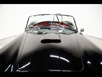 1965 Shelby Cobra Replica   - Photo 48 - Nashville, TN 37217