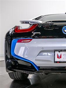 2015 BMW i8   - Photo 90 - Nashville, TN 37217