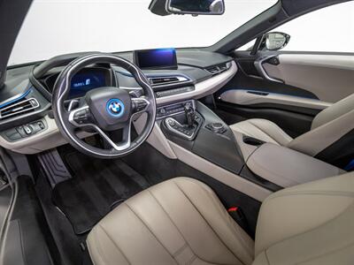 2015 BMW i8   - Photo 58 - Nashville, TN 37217