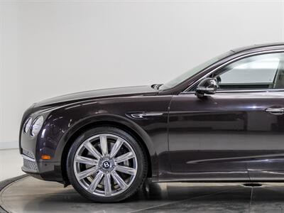 2017 Bentley Flying Spur W12   - Photo 98 - Nashville, TN 37217