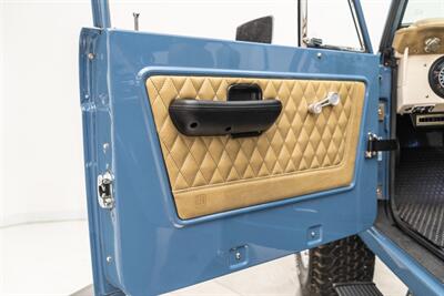 1976 Ford Bronco   - Photo 71 - Nashville, TN 37217