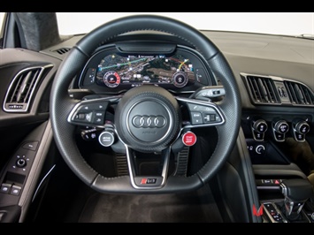 2017 Audi R8 5.2 quattro V10   - Photo 42 - Nashville, TN 37217