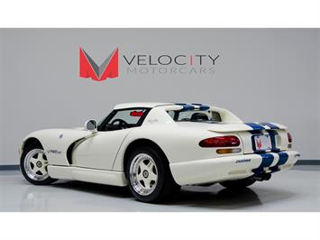 1996 Dodge Viper Carroll Shelby RT/10   - Photo 3 - Nashville, TN 37217