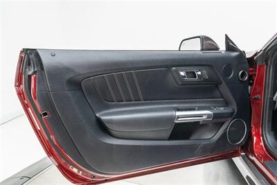 2015 Ford Mustang Shelby GT   - Photo 81 - Nashville, TN 37217