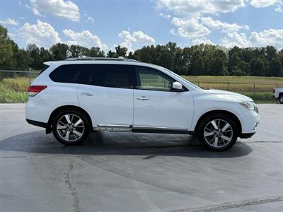 2013 Nissan Pathfinder Platinum   - Photo 8 - Cahokia, IL 62206