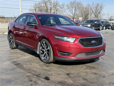 2015 Ford Taurus SHO   - Photo 5 - Cahokia, IL 62206