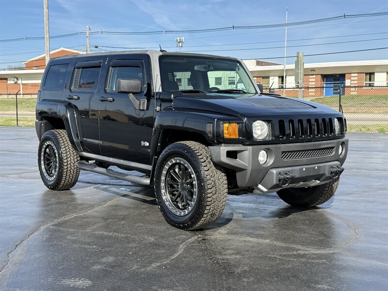 2010 Hummer H3 - Photo 4 - Cahokia, IL 62206