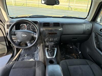 2010 Hummer H3 - Photo 11 - Cahokia, IL 62206