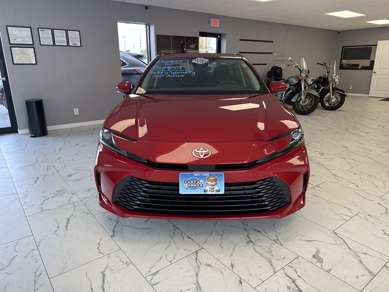 2025 Toyota Camry LE HEV - Photo 6 - Millstadt, IL 62260