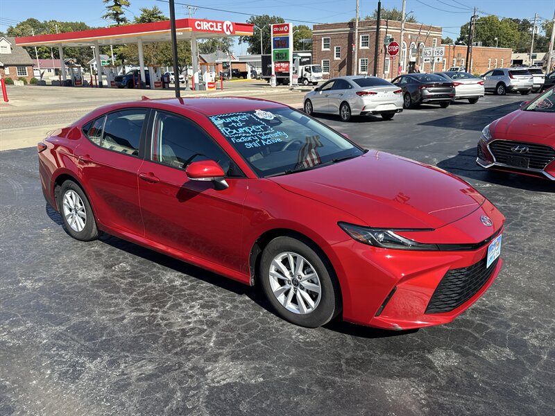2025 Toyota Camry LE  