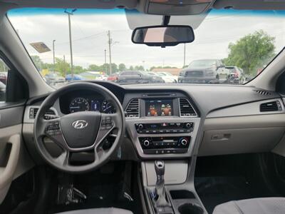 2016 Hyundai SONATA SE   - Photo 5 - Cahokia, IL 62206