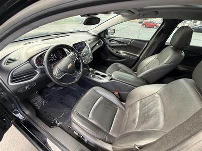 2019 Chevrolet Malibu Hybrid - Photo 10 - Cahokia, IL 62206