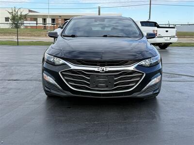 2019 Chevrolet Malibu Hybrid - Photo 2 - Cahokia, IL 62206