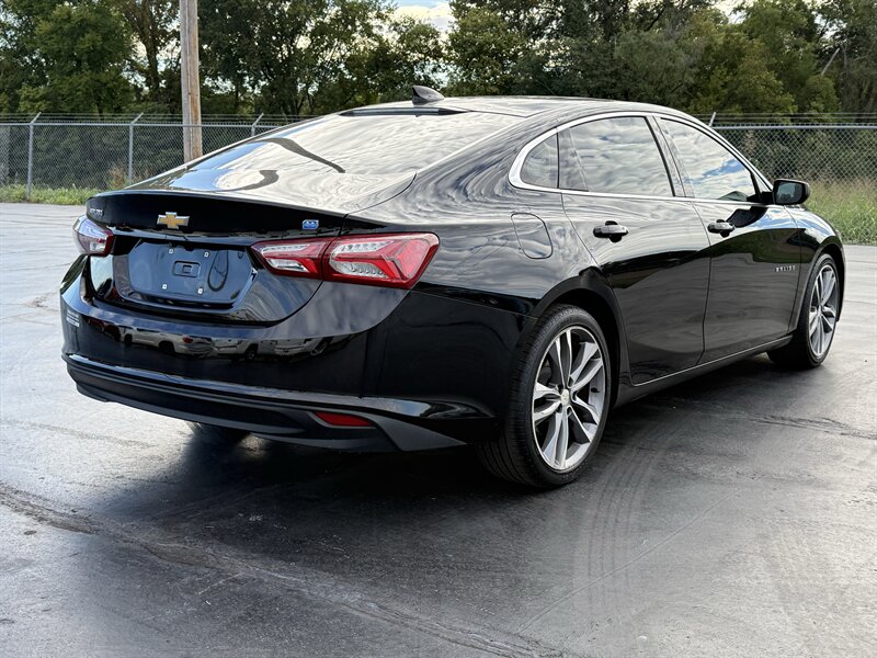 2019 Chevrolet Malibu Hybrid - Photo 7 - Cahokia, IL 62206