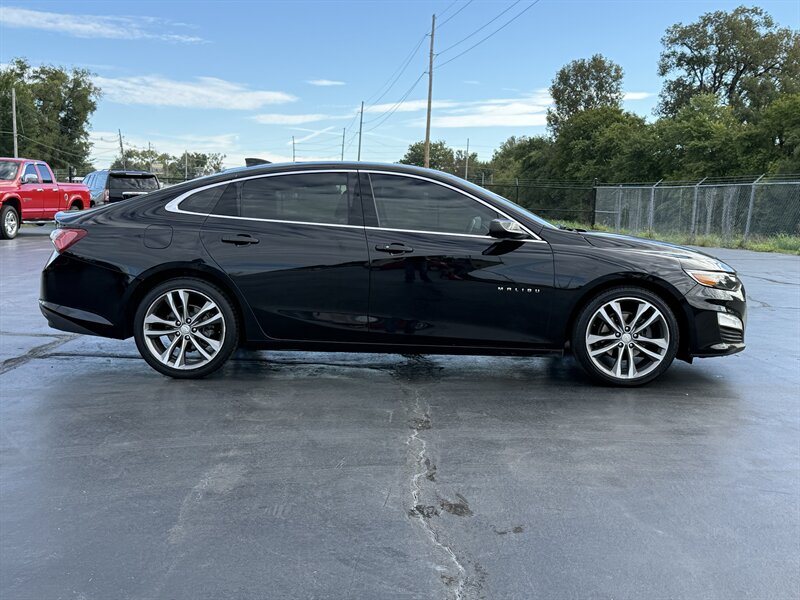 2019 Chevrolet Malibu Hybrid - Photo 8 - Cahokia, IL 62206