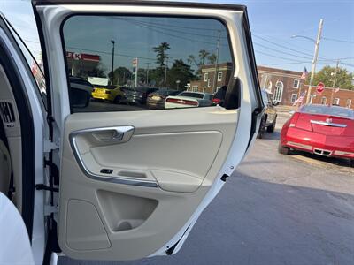 2015 Volvo XC60 T5 Drive-E Premier   - Photo 22 - Millstadt, IL 62260