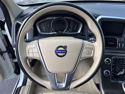 2015 Volvo XC60 T5 Drive-E Premier   - Photo 16 - Millstadt, IL 62260