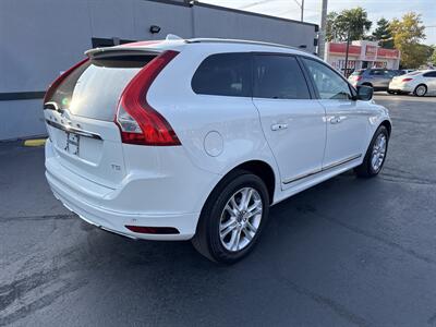 2015 Volvo XC60 T5 Drive-E Premier   - Photo 3 - Millstadt, IL 62260