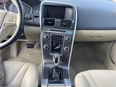 2015 Volvo XC60 T5 Drive-E Premier   - Photo 18 - Millstadt, IL 62260