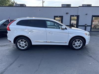 2015 Volvo XC60 T5 Drive-E Premier   - Photo 8 - Millstadt, IL 62260