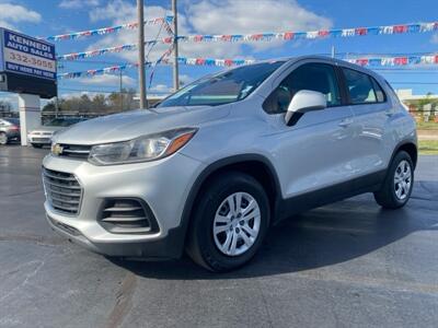 2018 Chevrolet Trax LS   - Photo 1 - Cahokia, IL 62206