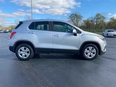 2018 Chevrolet Trax LS   - Photo 4 - Cahokia, IL 62206