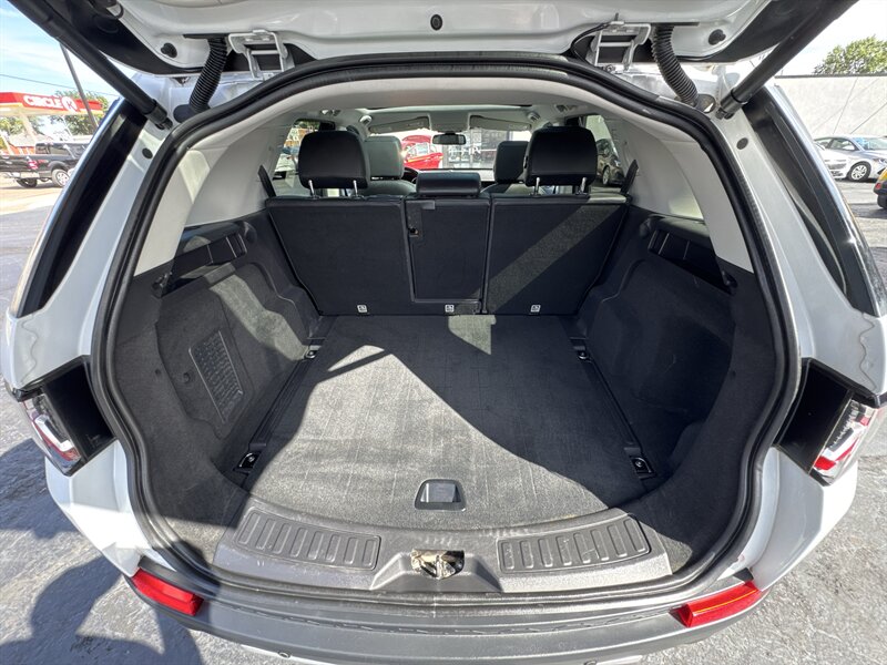2017 Land Rover Discovery Sport HSE - Photo 23 - Millstadt, IL 62260