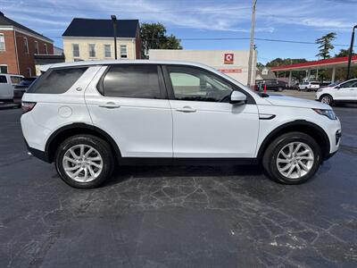 2017 Land Rover Discovery Sport HSE - Photo 5 - Millstadt, IL 62260