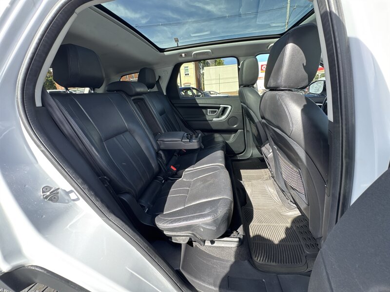 2017 Land Rover Discovery Sport HSE - Photo 21 - Millstadt, IL 62260