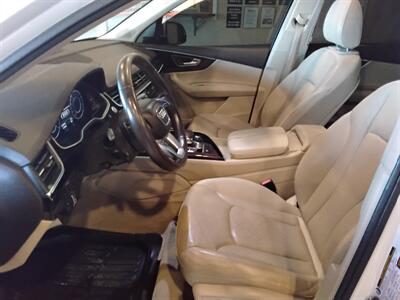 2017 Audi Q7 3.0T quattro Premium Plus - Photo 10 - Cahokia, IL 62206
