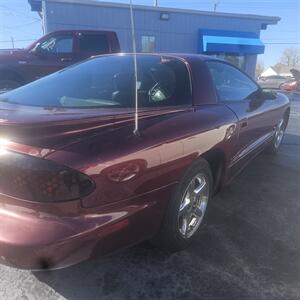 2002 Pontiac Firebird   - Photo 6 - Belleville, IL 62223