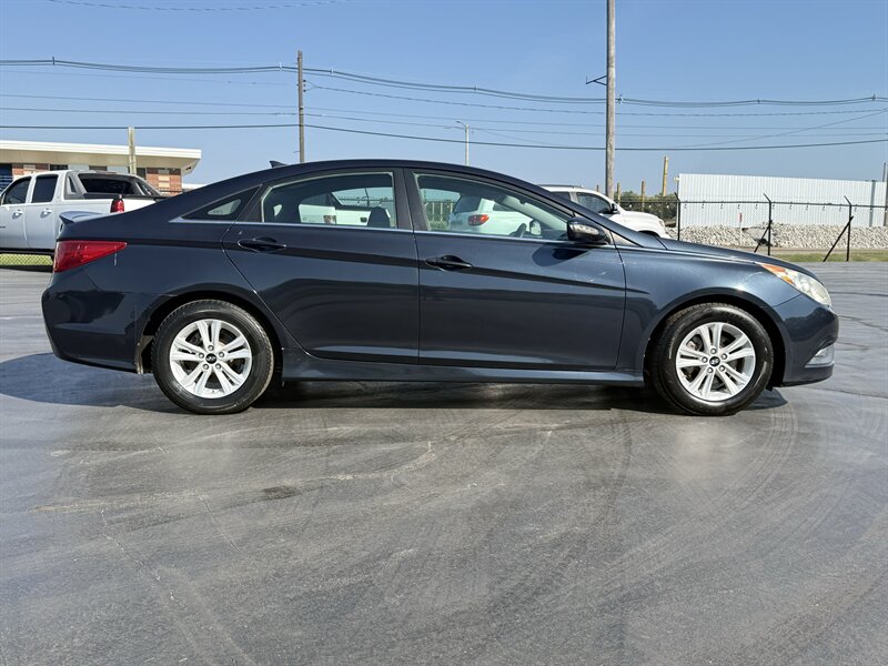 2014 Hyundai SONATA GLS - Photo 6 - Cahokia, IL 62206