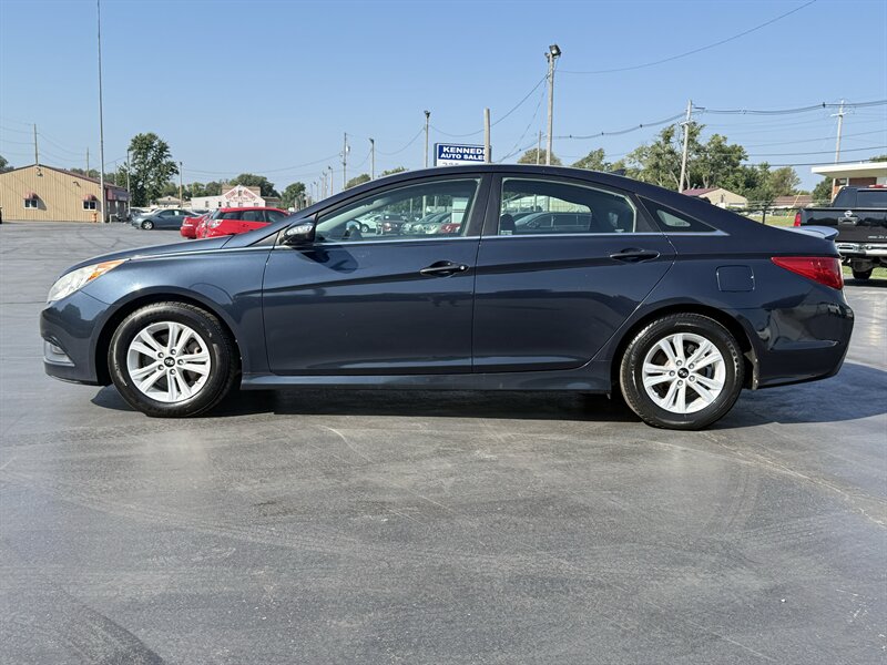 2014 Hyundai SONATA GLS - Photo 2 - Cahokia, IL 62206