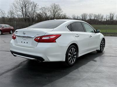 2017 Nissan Altima 2.5   - Photo 6 - Cahokia, IL 62206