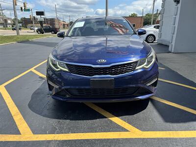 2019 Kia Optima LX   - Photo 6 - Fairview Heights, IL 62208