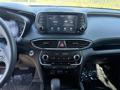 2019 Hyundai SANTA FE SEL 2.4L   - Photo 14 - Cahokia, IL 62206