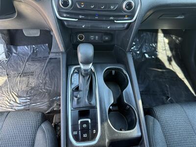 2019 Hyundai SANTA FE SEL 2.4L   - Photo 15 - Cahokia, IL 62206