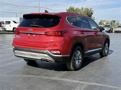 2019 Hyundai SANTA FE SEL 2.4L   - Photo 9 - Cahokia, IL 62206