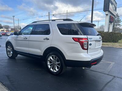 2011 Ford Explorer XLT   - Photo 5 - Fairview Heights, IL 62208